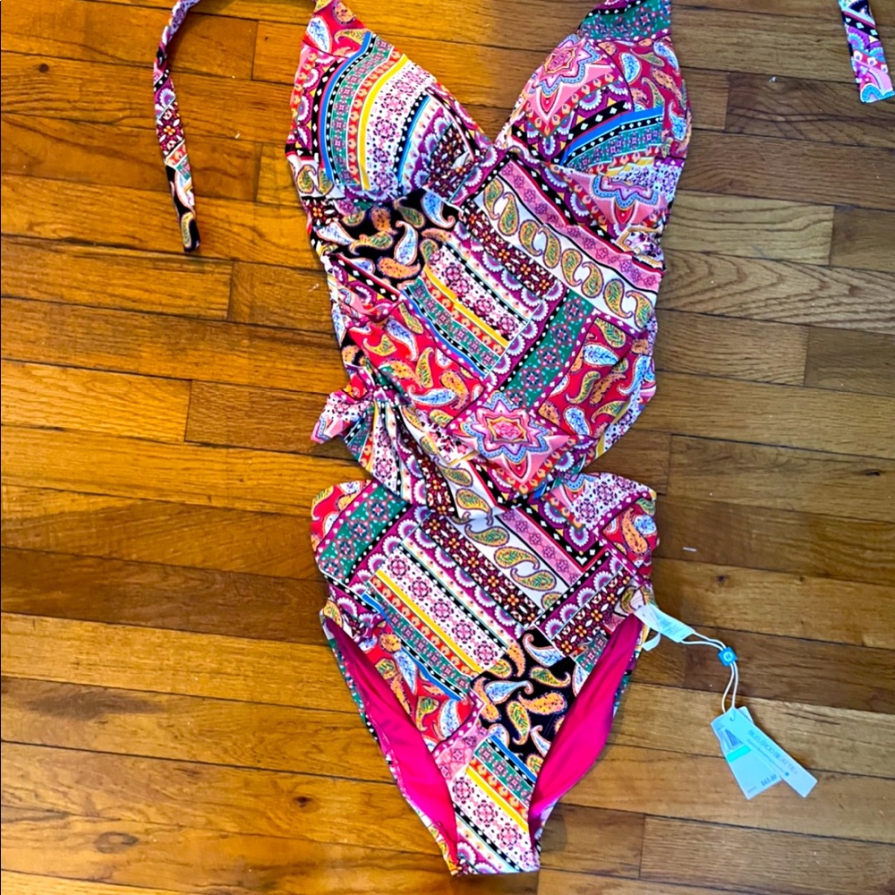 NEW Pink-Red patterned TANKINI with TAGS ATTACHED